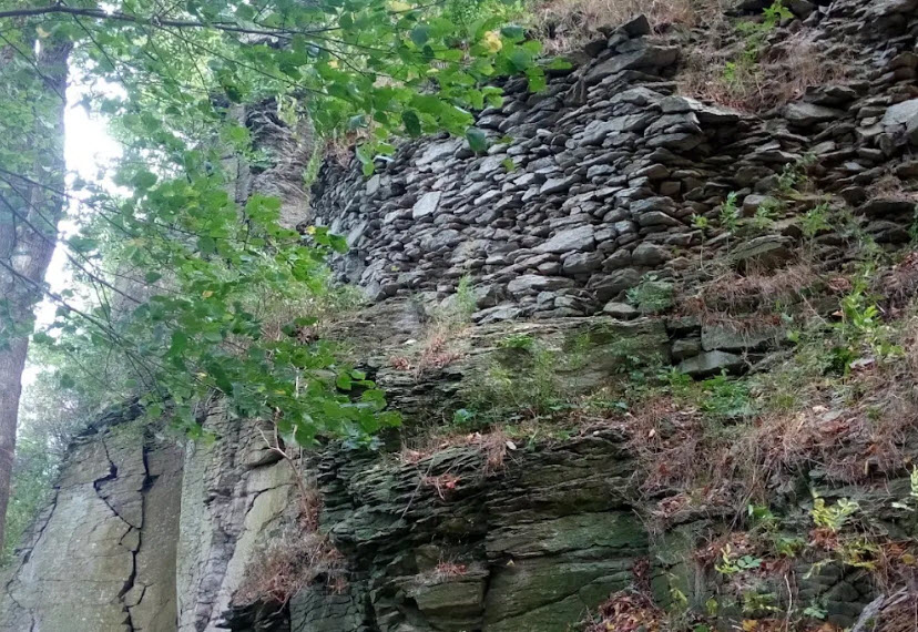 Zřícenina Hradu Litýš, Czech Republic (Czechia)